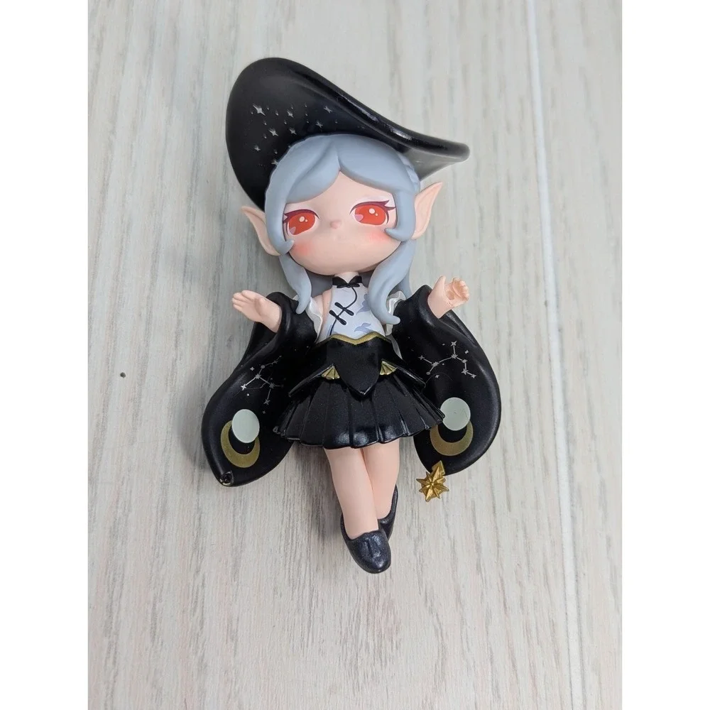 Suri Nine Spirits Fortune Teller Figure Black outfit hat no stand FLAW